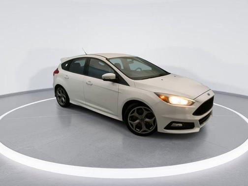 2017 Ford Focus ST ST