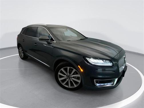 2019 Lincoln Nautilus Select