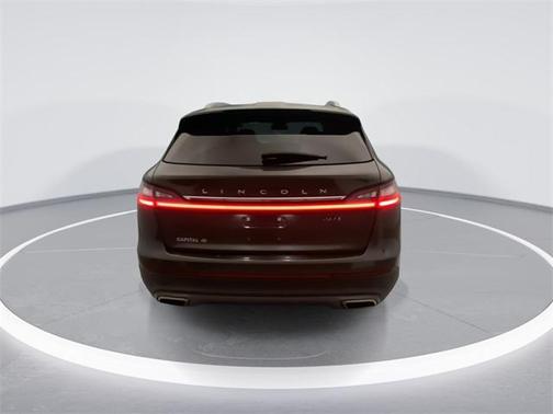 2019 Lincoln Nautilus Select