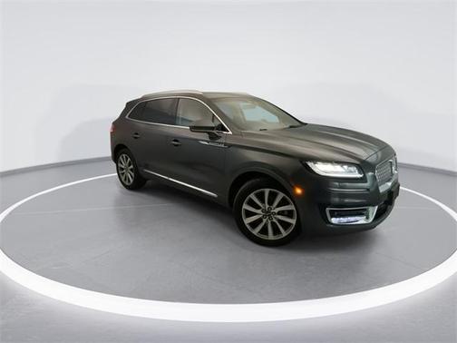 2019 Lincoln Nautilus Select