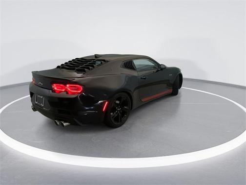 2021 Chevrolet Camaro RWD Coupe LT1