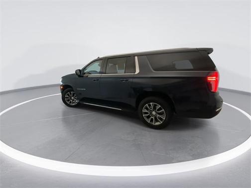 2023 Chevrolet Suburban LS