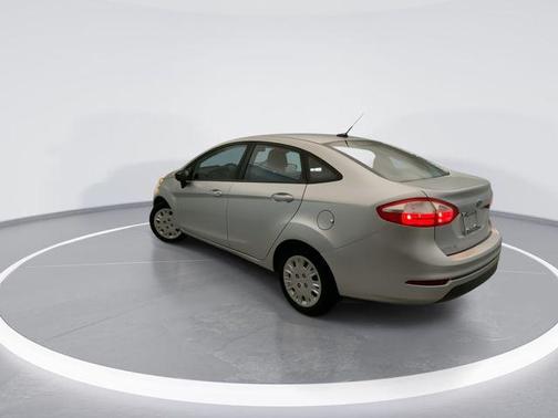 INGOT SILVER 2016 Ford Fiesta S