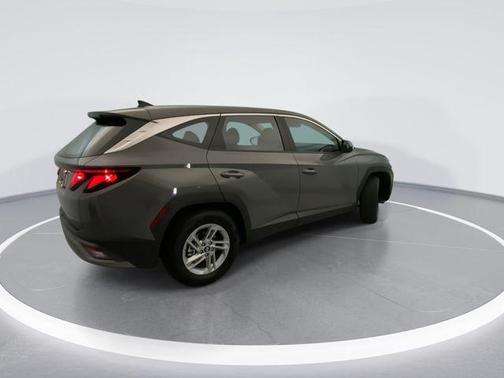 Hampton Gray 2026 Hyundai TUCSON SE