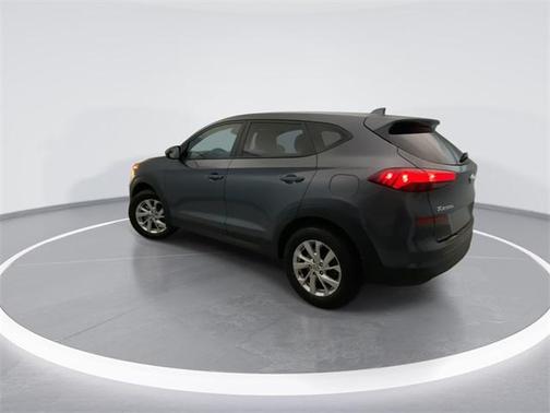 2021 Hyundai TUCSON SE