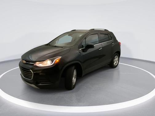 Mosaic Black Metallic 2019 Chevrolet Trax LT
