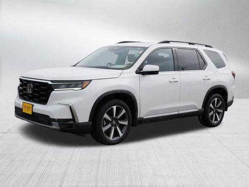 2023 Honda Pilot Touring 8-Passenger