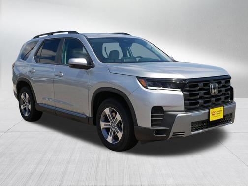 Solar Silver Metallic 2026 Honda Pilot EX-L