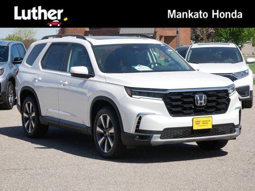 2025 Honda Pilot Touring 8-Passenger