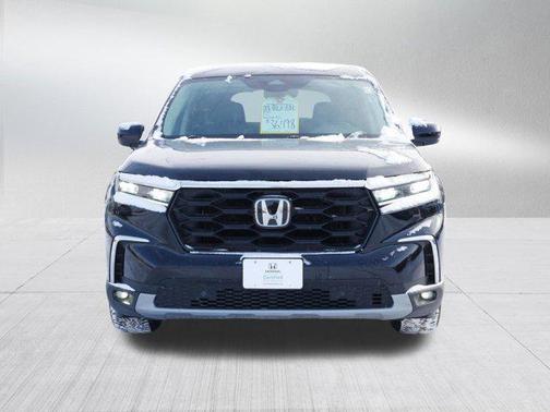2023 Honda Pilot AWD EX-L 8 Passenger