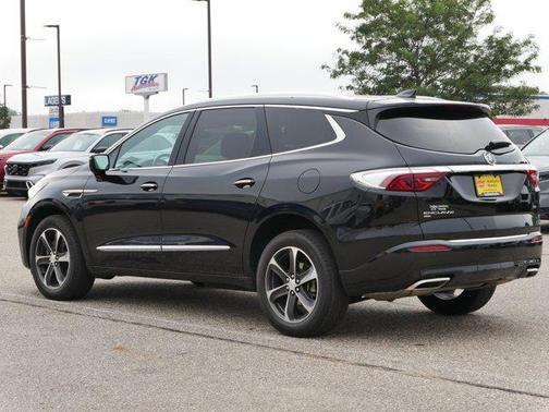2022 Buick Enclave AWD Essence