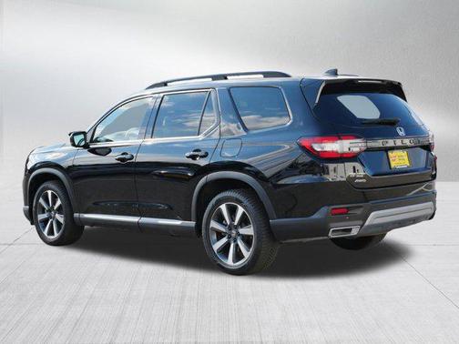 2023 Honda Pilot AWD Elite