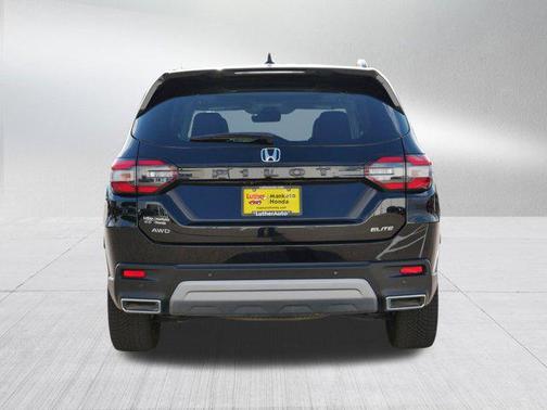 2023 Honda Pilot AWD Elite