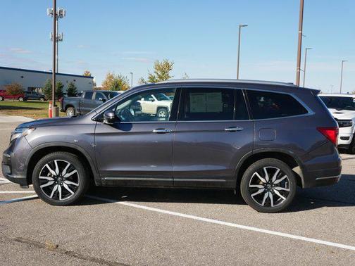 2019 Honda Pilot Touring 8-Passenger