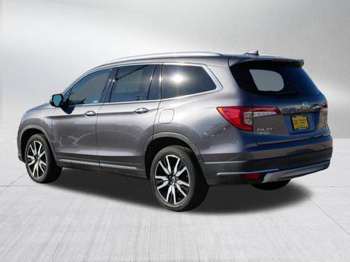 2019 Honda Pilot Touring 8-Passenger