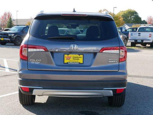 2019 Honda Pilot Touring 8-Passenger
