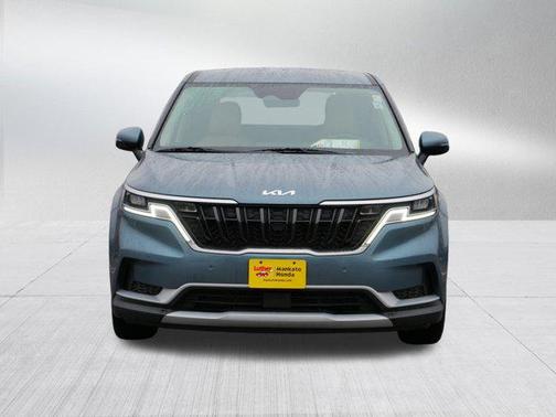 2023 Kia Carnival EX