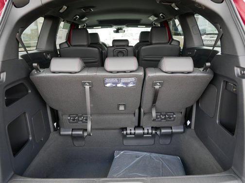 Radiant Red Metallic II 2026 Honda Odyssey Sport-L