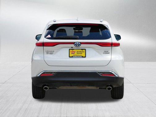 2021 Toyota Venza XLE