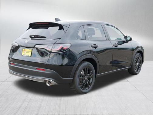 Crystal Black Pearl 2027 Honda HR-V Sport AWD