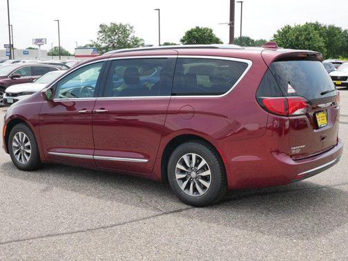 2020 Chrysler Pacifica Touring-L Plus