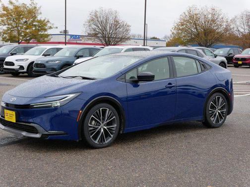 2023 Toyota Prius XLE