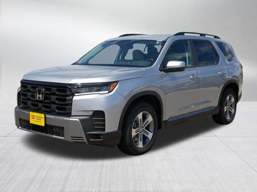 Solar Silver Metallic 2026 Honda Pilot EX-L