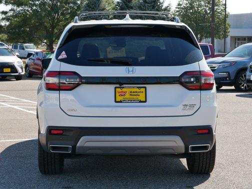 2023 Honda Pilot AWD Elite