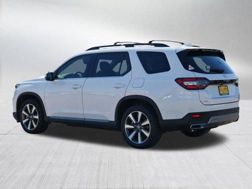 2023 Honda Pilot AWD Elite