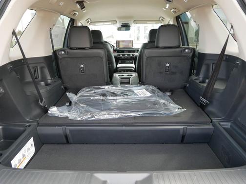 Modern Steel Metallic 2026 Honda Pilot EX-L