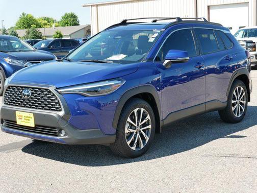 2023 Toyota Corolla Cross XLE