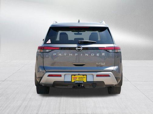 2024 Nissan Pathfinder Platinum 4WD