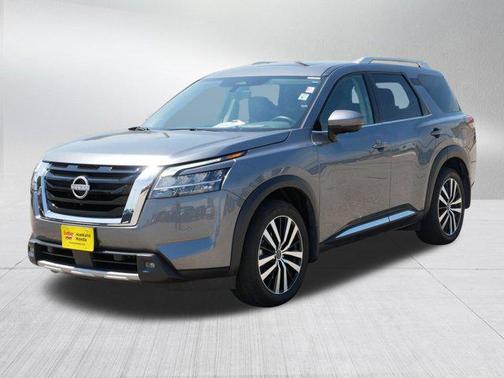 2024 Nissan Pathfinder Platinum 4WD