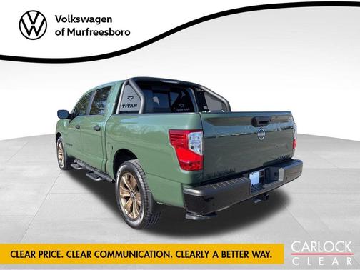 2024 Nissan Titan SV