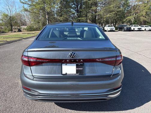 Platinum Gray Metallic 2026 Volkswagen Jetta 1.4T SEL