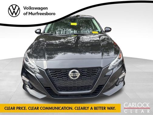 2022 Nissan Altima SR FWD