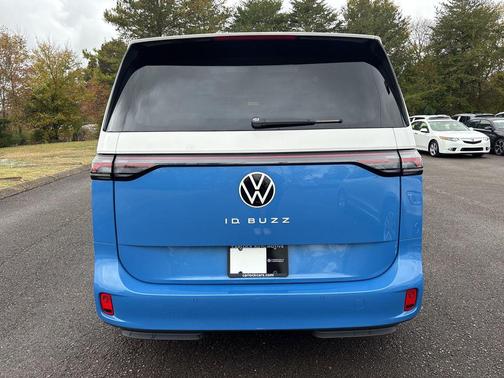 2025 Volkswagen ID. Buzz Pro S Plus