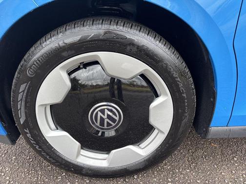 2025 Volkswagen ID. Buzz Pro S Plus