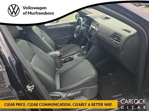 Deep Black Pearl 2023 Volkswagen Tiguan 2.0T SE R-Line Black