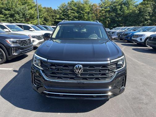 2026 Volkswagen Atlas 2.0T SEL Premium R-Line 4MOTION