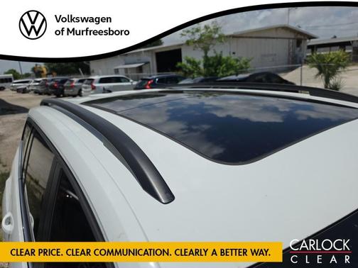 Pure White 2023 Volkswagen Atlas 2.0T SE w/Technology