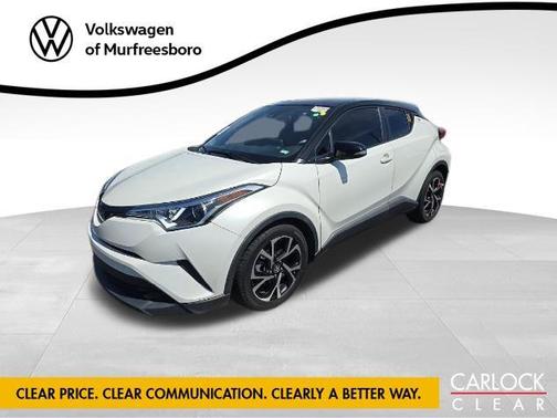 Blizzard Pearl w/Black Roof 2019 Toyota C-HR XLE