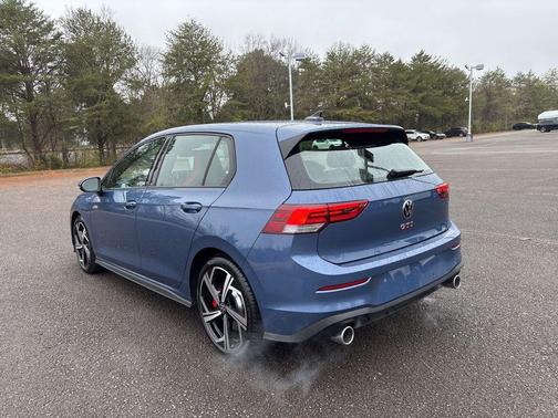 2026 Volkswagen Golf GTI 2.0T SE DSG