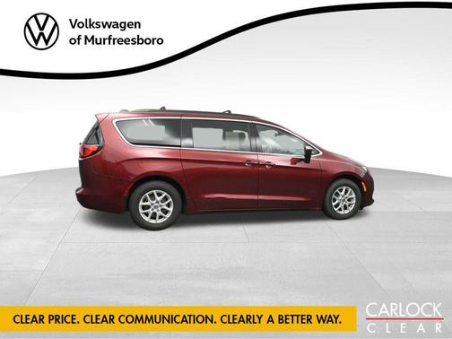 2021 Chrysler Voyager LXI