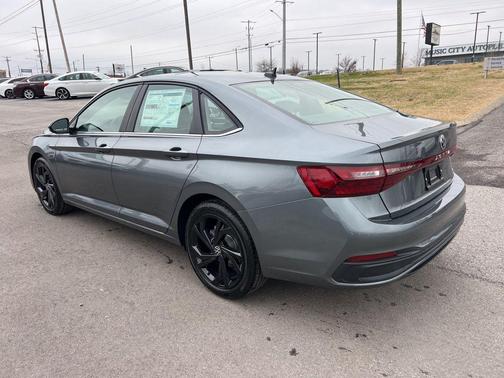 2026 Volkswagen Jetta 1.4T SE