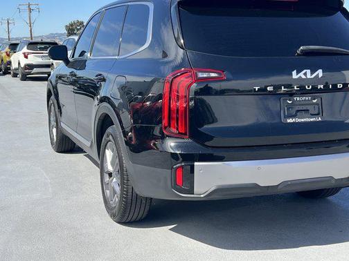 2025 Kia Telluride LX