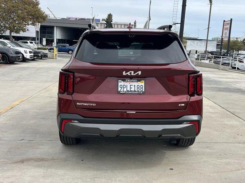 2024 Kia Sorento SX