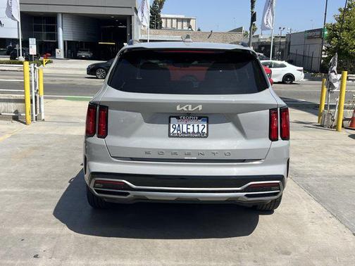 2022 Kia Sorento SX