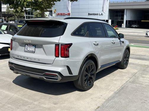 2022 Kia Sorento SX