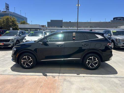 2023 Kia Sportage Hybrid LX